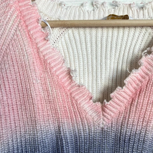 The Indigo Child Distressed Rainbow Sprayed V Neck Sweater Colorful Sz M - Picture 3 of 14